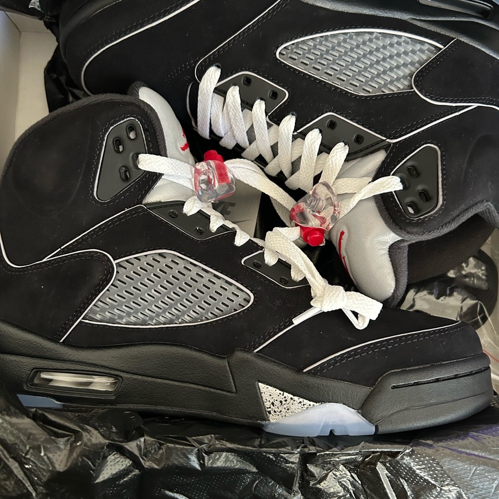 Air Jordan 5 Retro OG Black Metallic